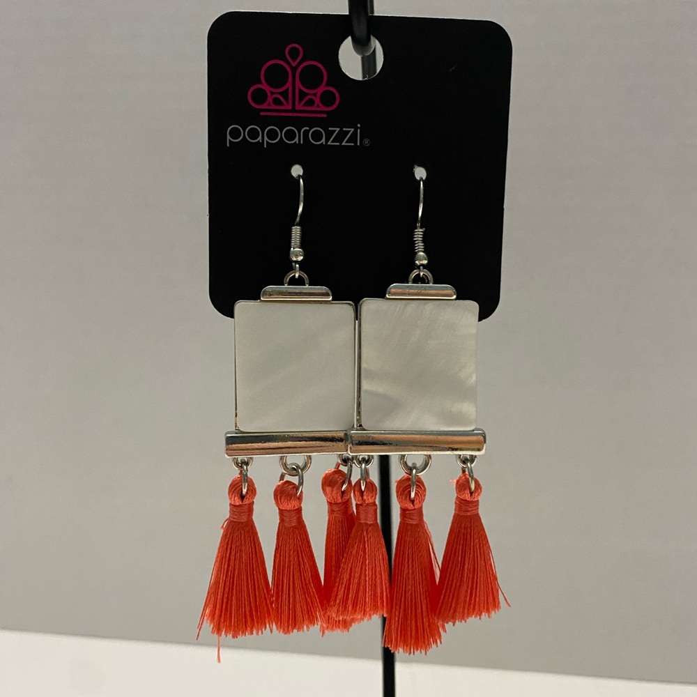 Paparazzi "Tassel Retreat" Dangling Rectangle Shell &‎ Vibrant Orange Earrings
